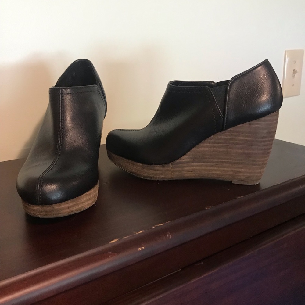 Dr. Scholl’s Memory Foam Cool Fit size 6 Wedges